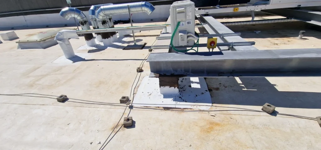 Calista-Impianti-Montesilvano_fissaggio-Rooftop-e-pvc-finito-10