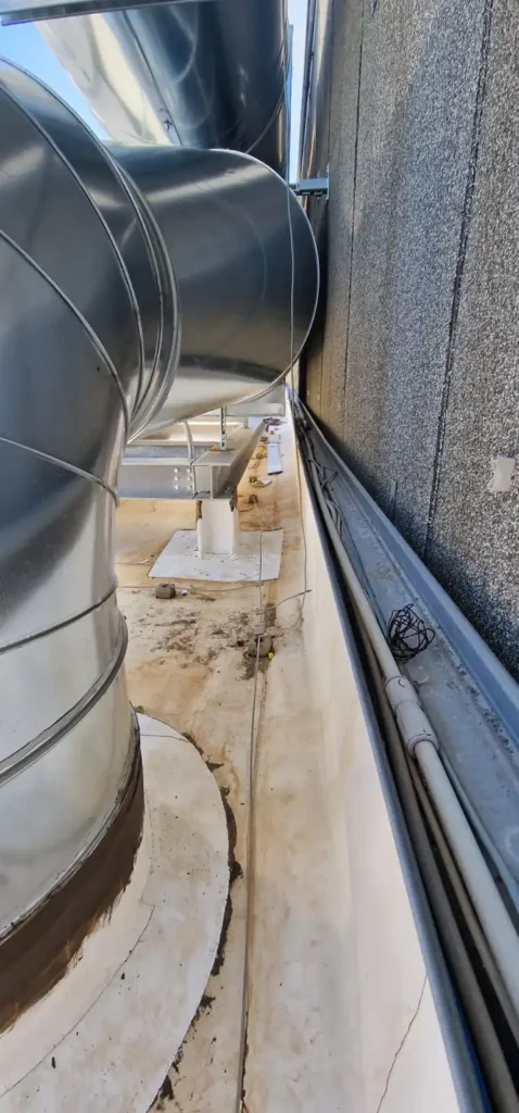 Calista-Impianti-Montesilvano_fissaggio-Rooftop-e-pvc-finito-14