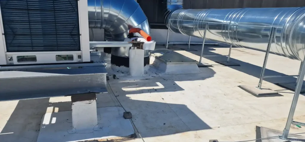 Calista-Impianti-Montesilvano_fissaggio-Rooftop-e-pvc-finito-20