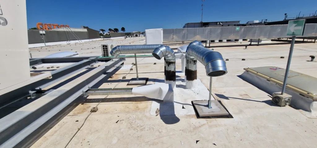 Calista-Impianti-Montesilvano_fissaggio-Rooftop-e-pvc-finito-7